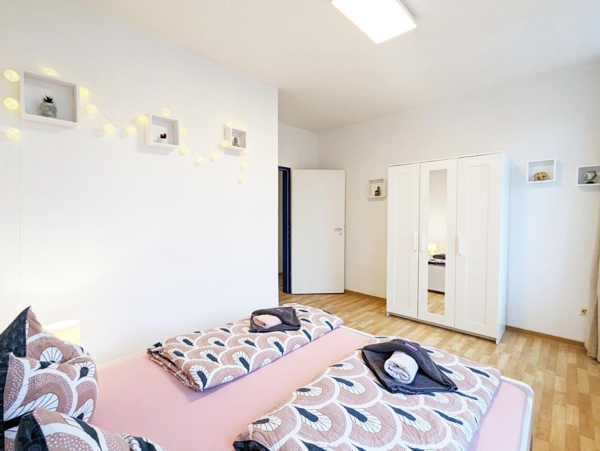 Lichtdurchflutete Helle Wohnung Mit Garten Sauna & Pool - Hw3 Зебніц Екстер'єр фото